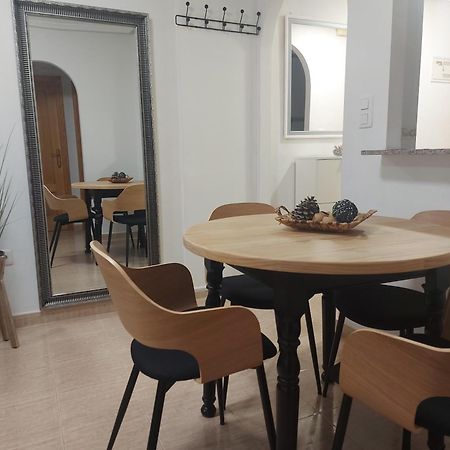 Linmarko Apartamento En Centro De Торевиеха Екстериор снимка
