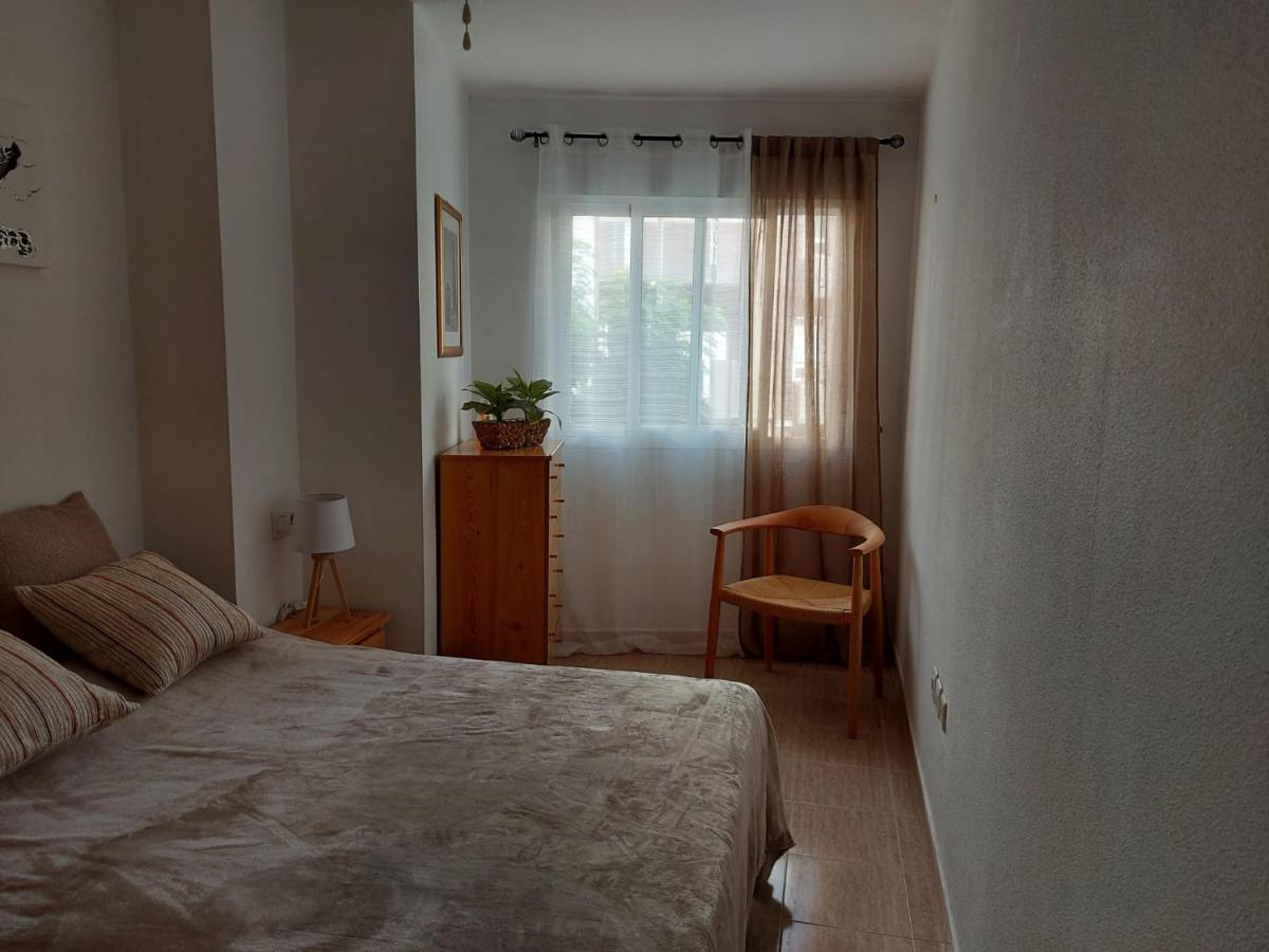 Linmarko Apartamento En Centro De Торевиеха Екстериор снимка
