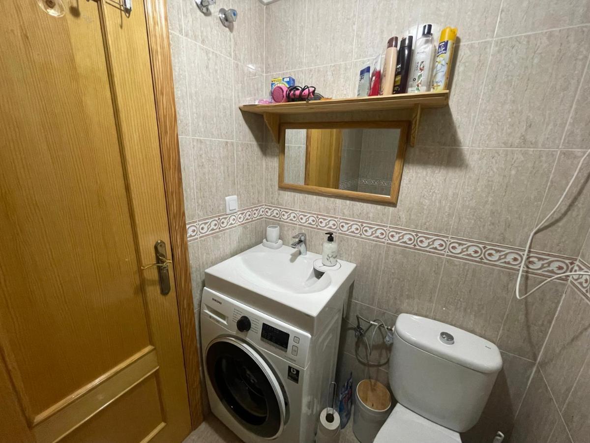 Linmarko Apartamento En Centro De Торевиеха Екстериор снимка